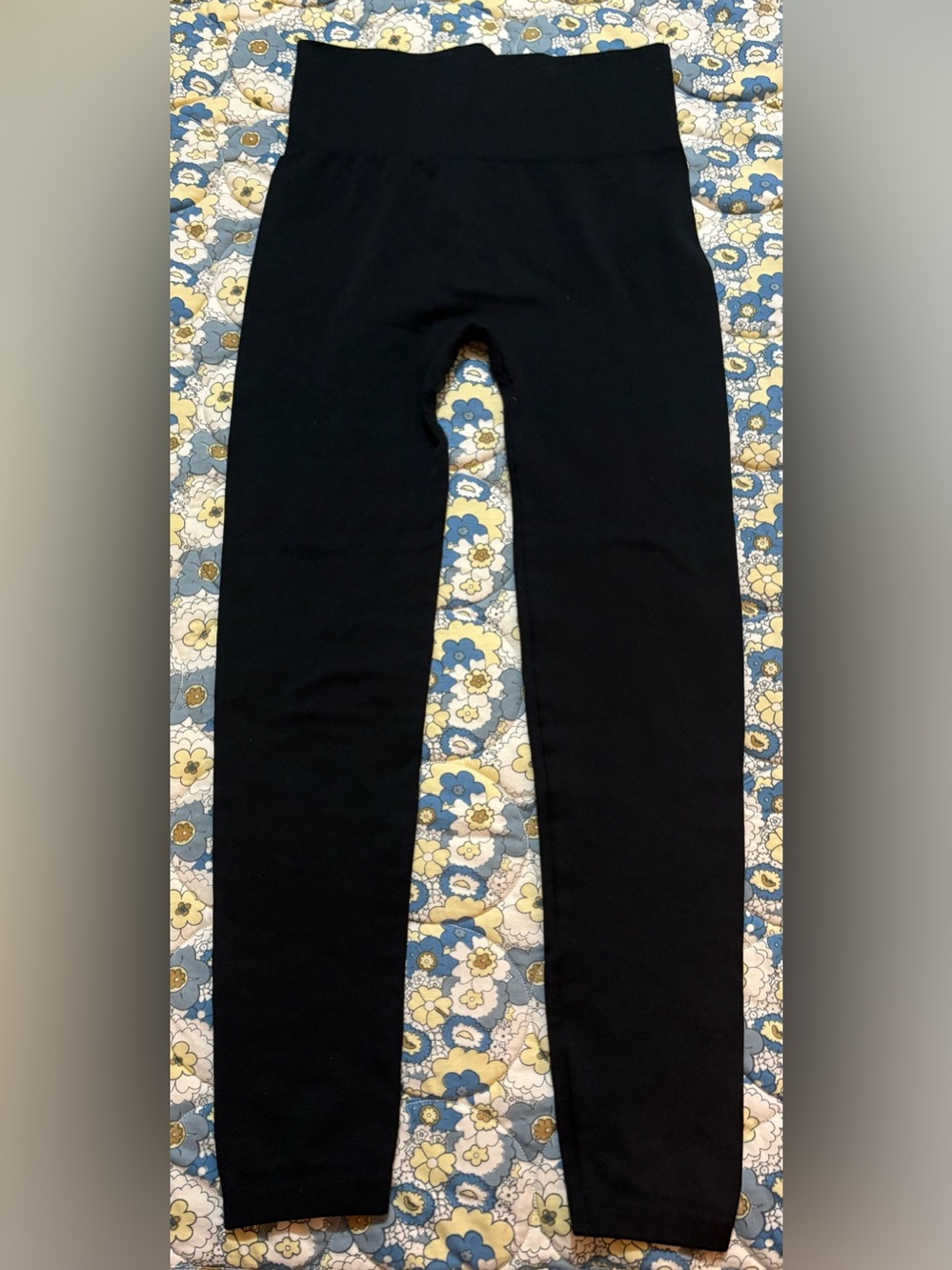 Womens size L to XL black leggings